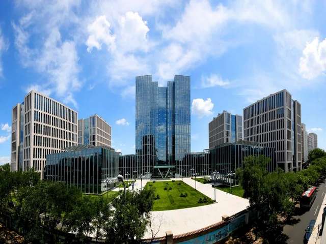 大规模黑色树脂结构